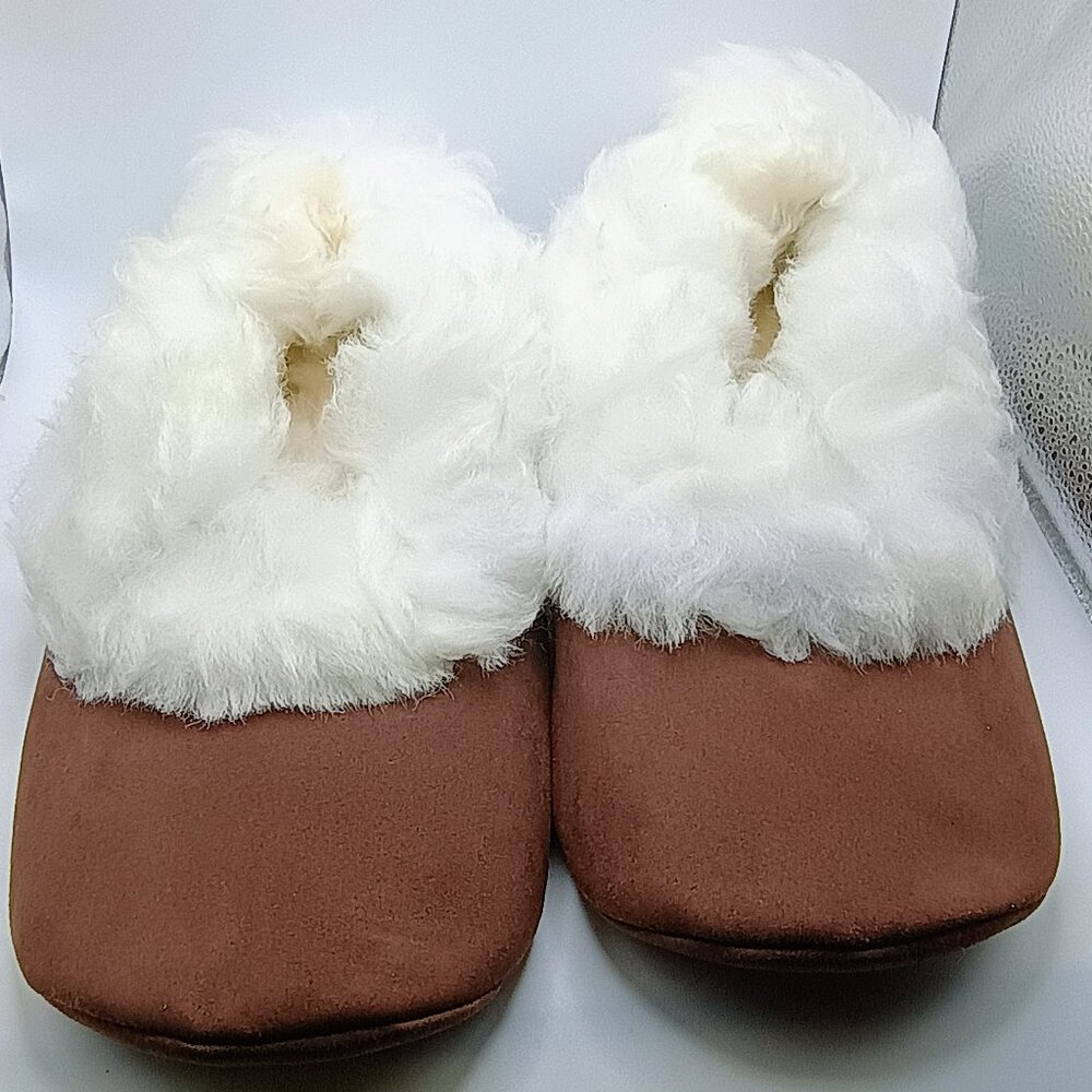Unisex Warm Winter Slippers - Handmade Alpaca Leather, Sizes W 12.5 and M - 11.5